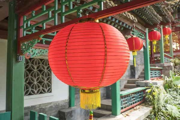 Lanterne chinoise décorations dans la maison chinoise historique Vintage — Photo