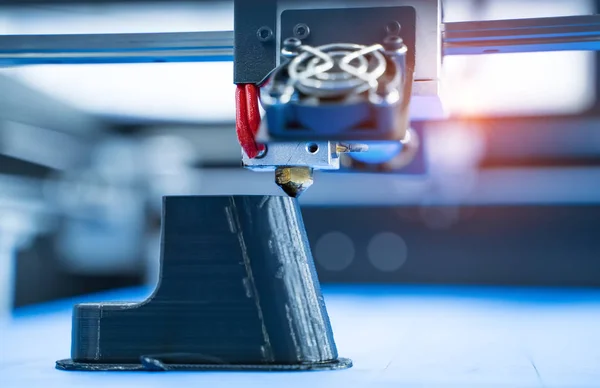 Máquina de impresión tridimensional, impresora 3D. — Foto de Stock