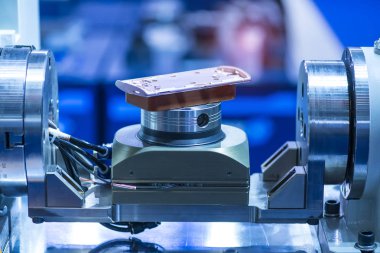 Otomatik makine alüminyum cep telefonu bölümünü ölçer