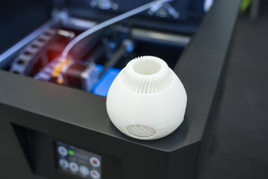 Üç boyutlu yazdırma makinesi, 3 boyutlu yazıcı.