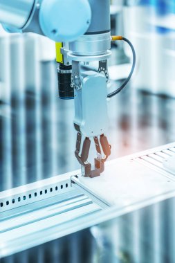 Robotik ve otomasyon sistem denetim uygulamasında ro otomatikleştirmek