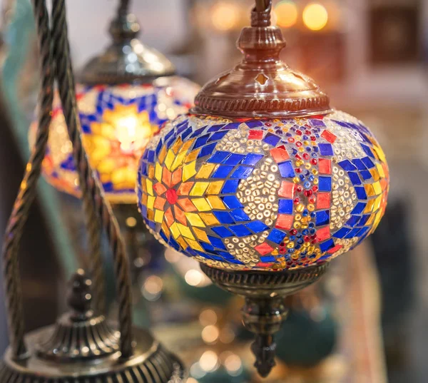 Lámparas de vidrio de pavo colorido —  Fotos de Stock