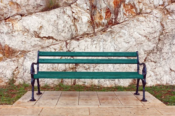 Wooden Bench Front Stone Wall — Stock Photo, Image