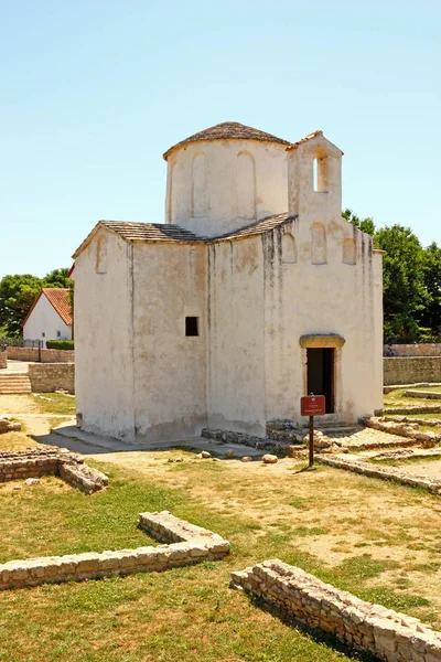 Εκκλησία Του Τιμίου Σταυρού Nin Κροατία Από Τον Αιώνα — Φωτογραφία Αρχείου