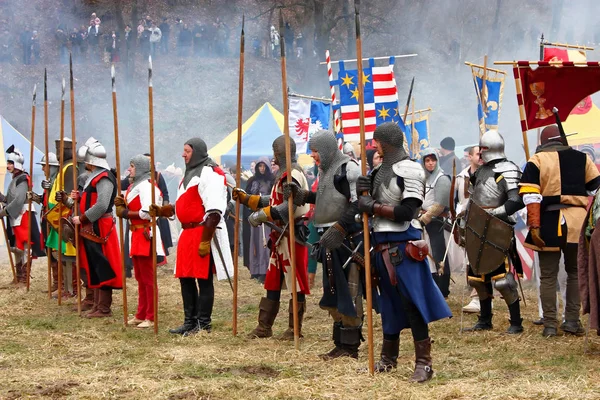 Samobor Хорватія Березня 2010 Постановка Середньовічної Битви Samobor Березня 1441 — стокове фото