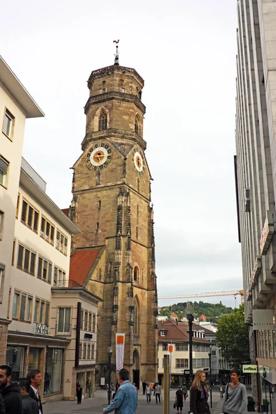 Suttgart ドイツ 月14日 2010 シュトゥットガルトドイツのシュティフト教会 ワーテンバーグの福音ルーテル教会の主要な教会 爆撃襲撃によって破壊された 1944 1950 年代に回復したが — ストック写真