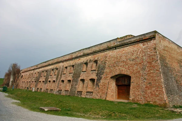 Der Kavalier Ein Massives Zweistöckiges Gemauertes Gebäude Teil Der Festung — Stockfoto