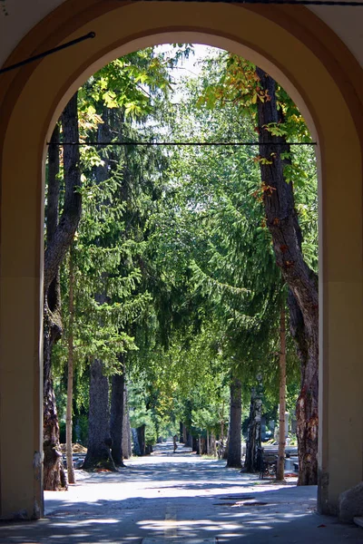 Mirogoj kyrkogård, zagreb — Stockfoto