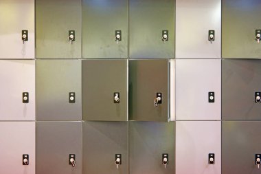 Dolaplara alışveriş merkezi