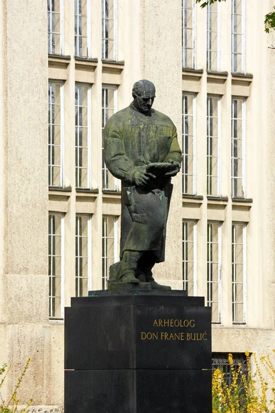 Estatua de Frane Bulic — Foto de Stock