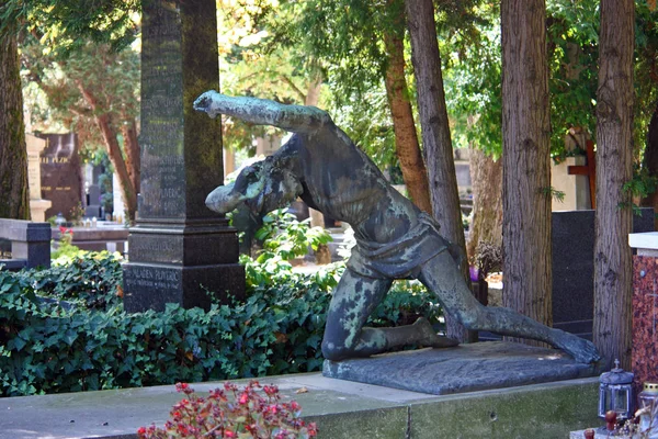 Sörjande skulptur — Stockfoto