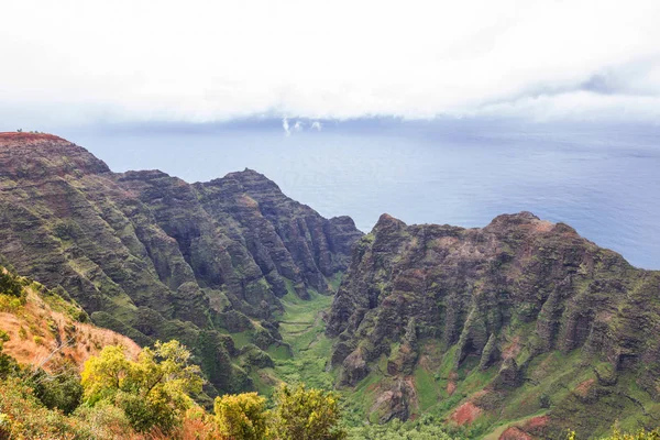 Hike Pali Coast Kauai Icland Hawaii — Stock Photo, Image