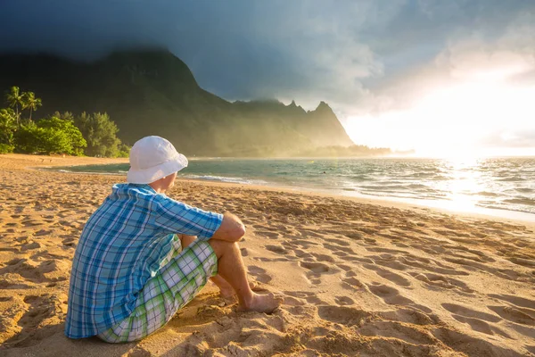Krásná Scéna Tunelech Beach Ostrově Kauai Havaj Usa — Stock fotografie