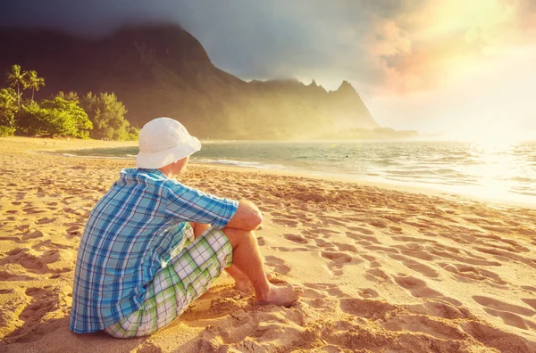 Mooie Scène Tunnels Beach Het Eiland Kauai Hawaii Verenigde Staten — Stockfoto