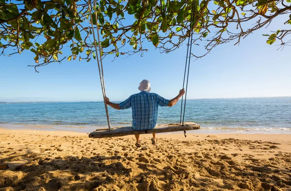 Hombre Isla Oahu Hawaii —  Fotos de Stock