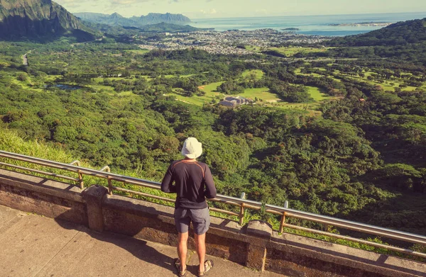 Homme Dans Île Oahu Hawaï — Photo