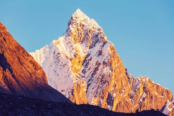 Vackra Berg Landskap Cordillera Huayhuash Peru Sydamerika — Stockfoto