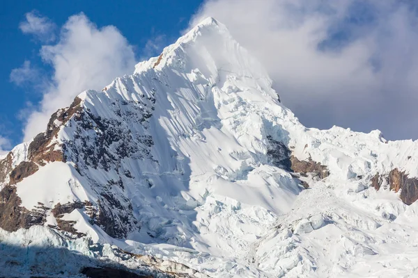 Красивые Горные Ландшафты Cordillera Huayhuash Peru South America — стоковое фото