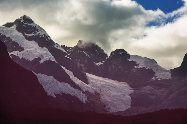 Smukke Bjerge Landskaber Cordillera Huayhuash Peru Sydamerika - Stock-foto