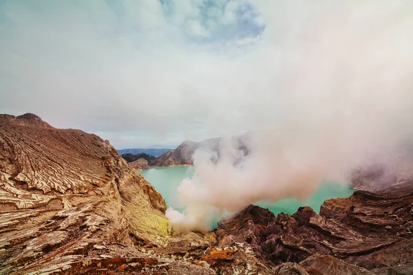 Lago Uma Cratera Vulcão Ijen Java Indonésia — Fotografia de Stock