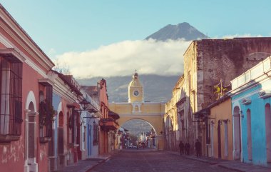 Antigua Guatemala şehrindeki sömürge mimarisi, Orta Amerika, Guatemala