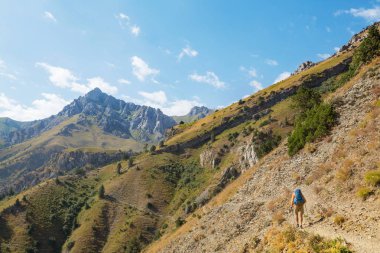 Çimgan dağlarında Özbekistan zammı.