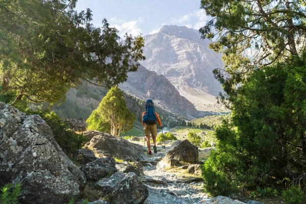 Est Heure Errance Homme Randonnée Dans Les Belles Montagnes Fann — Photo