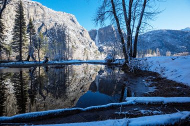 Güzel erken Bahar manzaraları Yosemite Milli Parkı'nda, Yosemite, ABD