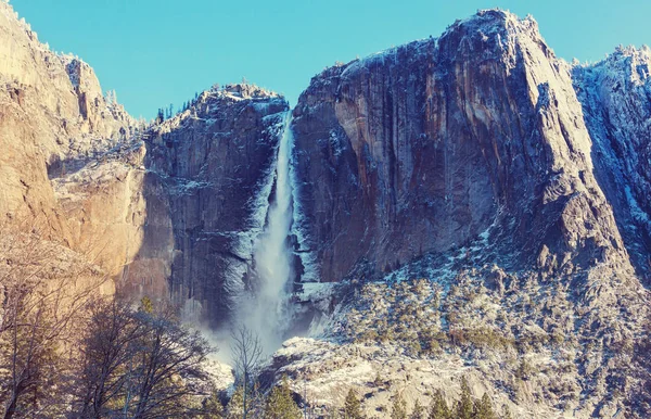 Lindas Paisagens Início Primavera Parque Nacional Yosemite Yosemite Eua — Fotografia de Stock