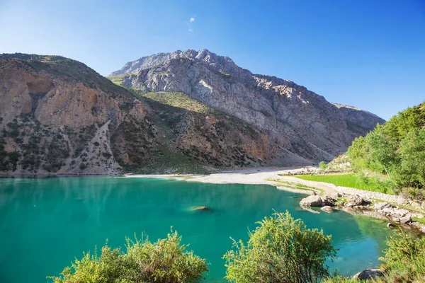 Piękne Spokojne Jezioro Górach Fanns Oddział Pamir Tadżykistanie — Zdjęcie stockowe