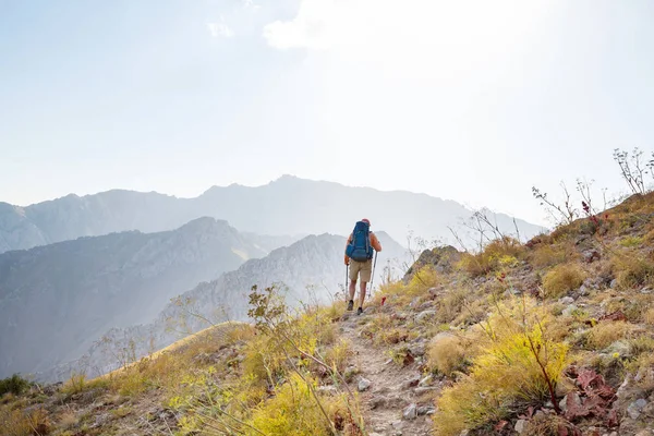 Randonnée Dans Les Montagnes Chimgan Ouzbékistan — Photo