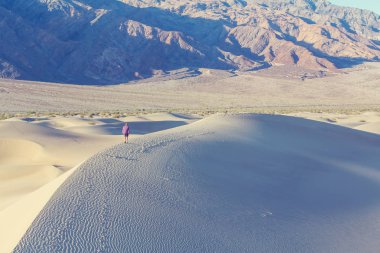 kum tepeleri Ölüm Vadisi Milli Parkı, Kaliforniya, ABD