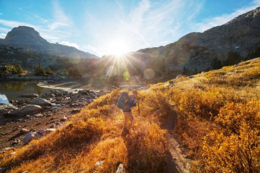 Rüzgar nehri aralığında Wyoming, ABD fiyatı. Sonbahar sezon.