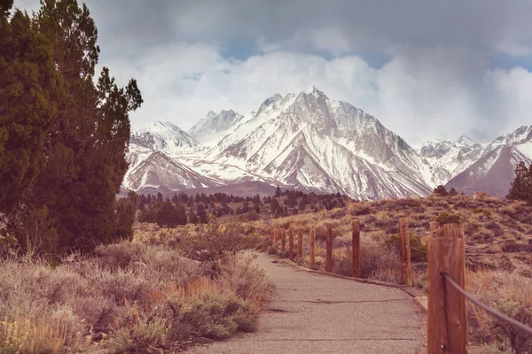 Sierra Nevada Pohoří Přírodní Scénický Výhled — Stock fotografie