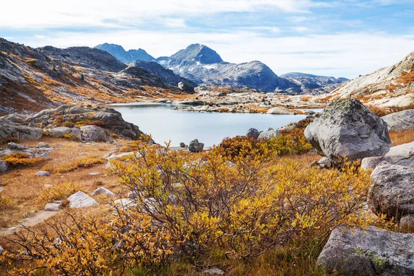 Πεζοπορία Στο Wind River Range Στο Γουαϊόμινγκ Ηπα Φθινοπωρινή — Φωτογραφία Αρχείου