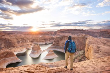 Powell Gölü, ABD kanyonda yansıma