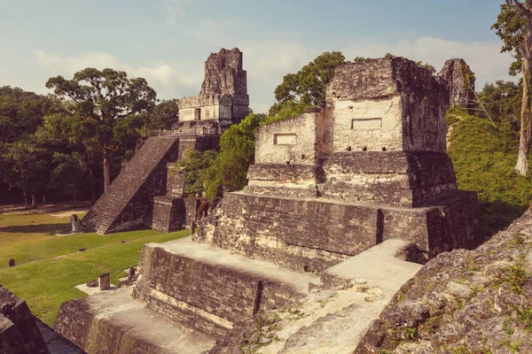 Famosos Templos Antigos Maias Parque Nacional Tikal Guatemala América Central — Fotografia de Stock