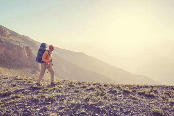 Wanderlust Time Man Hiking Beautiful Fann Mountains Pamir Tajikistan Central — Stock Photo, Image