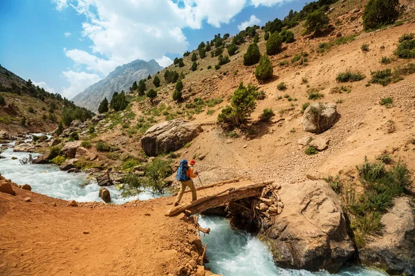 Est Heure Errance Homme Randonnée Dans Les Belles Montagnes Fann — Photo