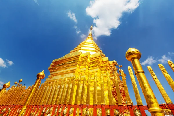 Wat Phra Doi Suthep Jest Najbardziej Znanych Świątyni Tajlandii Chiang — Zdjęcie stockowe