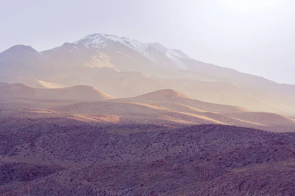 Bolivya Daki Yüksek Karlı Dağlar — Stok fotoğraf