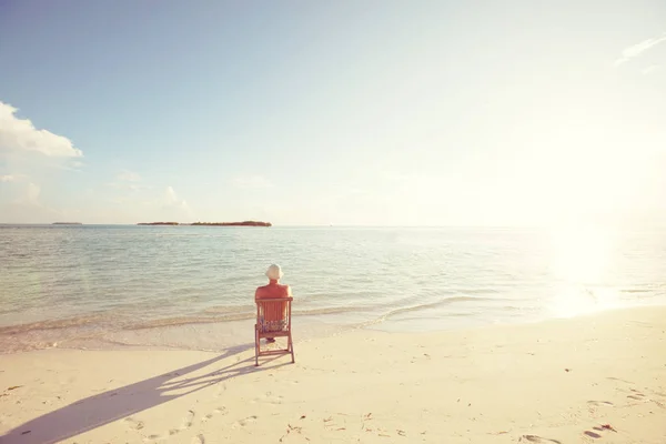 Mann Strand Der Malediven — Stockfoto