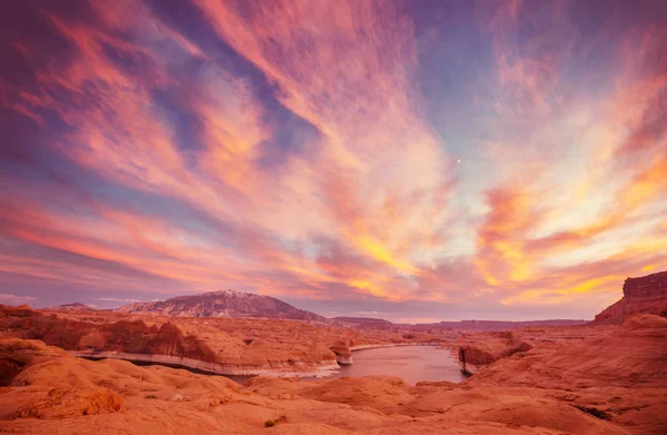 Powell Meer Bij Sunruse Prachtige Landschappen Van Utah Verenigde Staten — Stockfoto