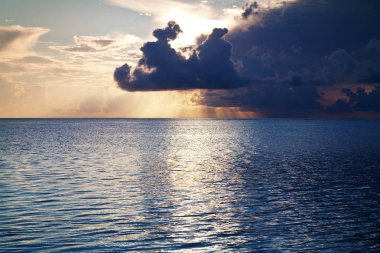 yağmur Okyanusu güzel doğa manzara 