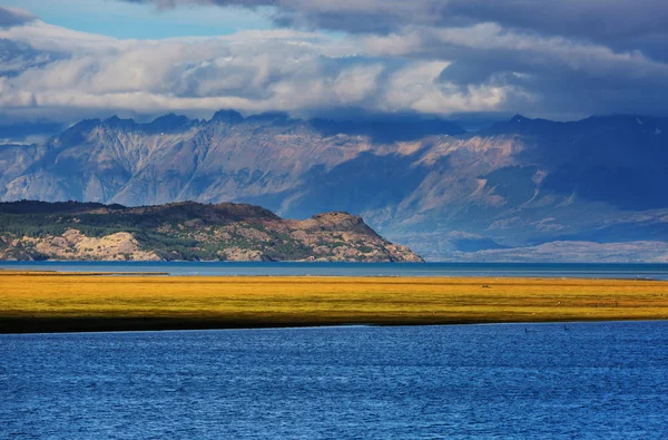 Piękny Krajobraz Gór Wzdłuż Żwirowej Drogi Carretera Austral Południowej Patagonii — Zdjęcie stockowe