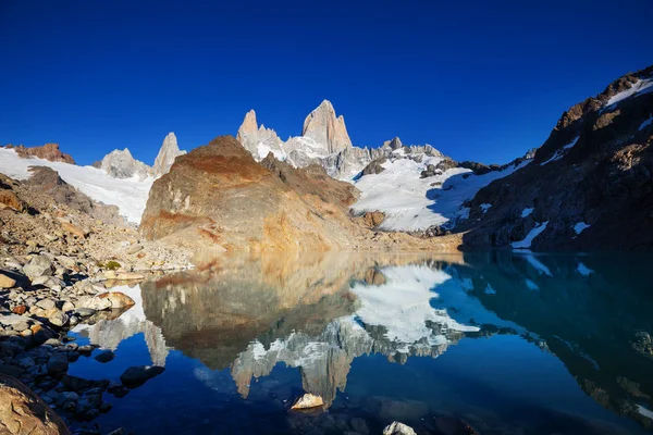 Famous Cerro Fitz Roy One Most Beautiful Hard Accent Rocky — Stock Photo, Image