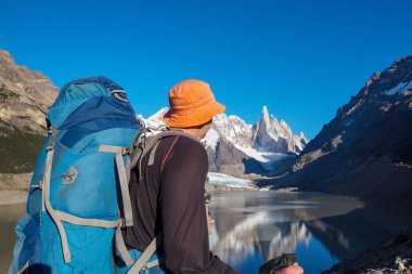 Patagonya dağlarında yürüyüş, Arjantin