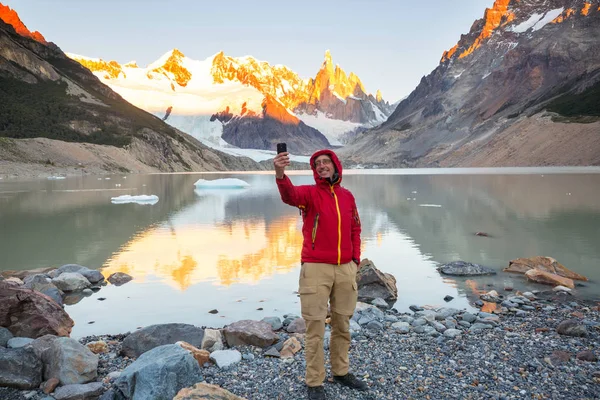 Arjantin Patagonya Dağlarındaki Meşhur Cerro Torre Zirvesi Güney Amerika Daki — Stok fotoğraf