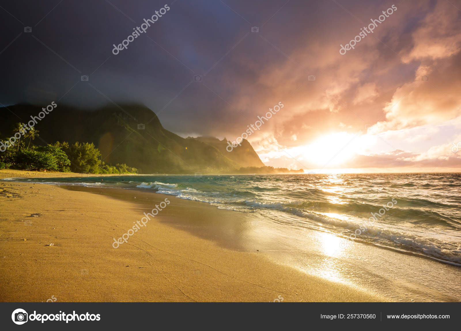 Schöne Szene Tunnels Beach Auf Der Insel Kauai Hawaii Usa
