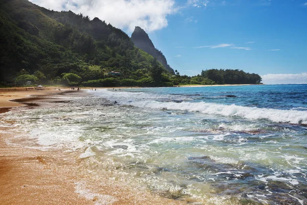 Чудова Сцена Пляжі Тунелів Острові Кауаї Гаваї Сша — стокове фото